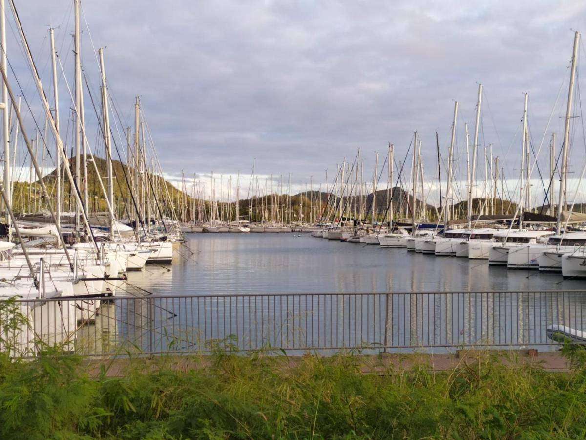 Imagine972 Martinique Bateau Hotel A Quai Le Marin 3 Cabines 3 Salles De Bains 6 Pers Maxi Εξωτερικό φωτογραφία